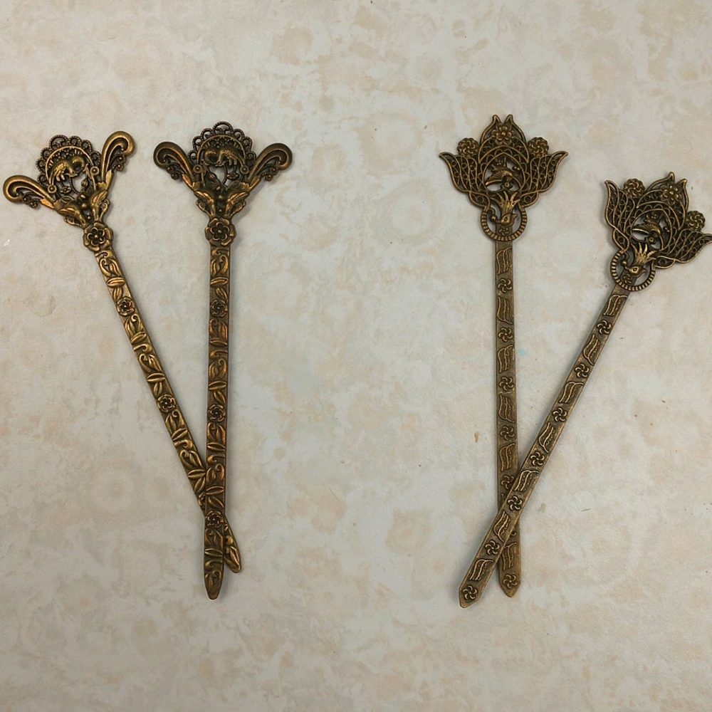 Hair sticks